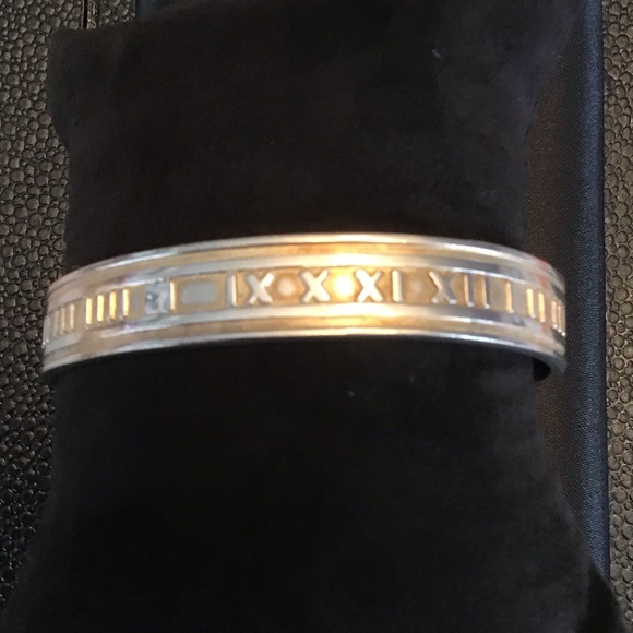🔥Tiffany & Co Bangle (Atlas Collection) - Picture 2 of 5